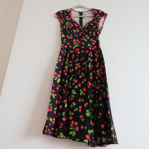 PINUP COUTURE Heidi Black Cherry Swing Dress 50s Rockabilly Retro - Size S NWT - Picture 9 of 15